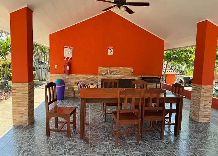 Happy Oasis Second Floor With Terrace Сasa de vacaciones Coco